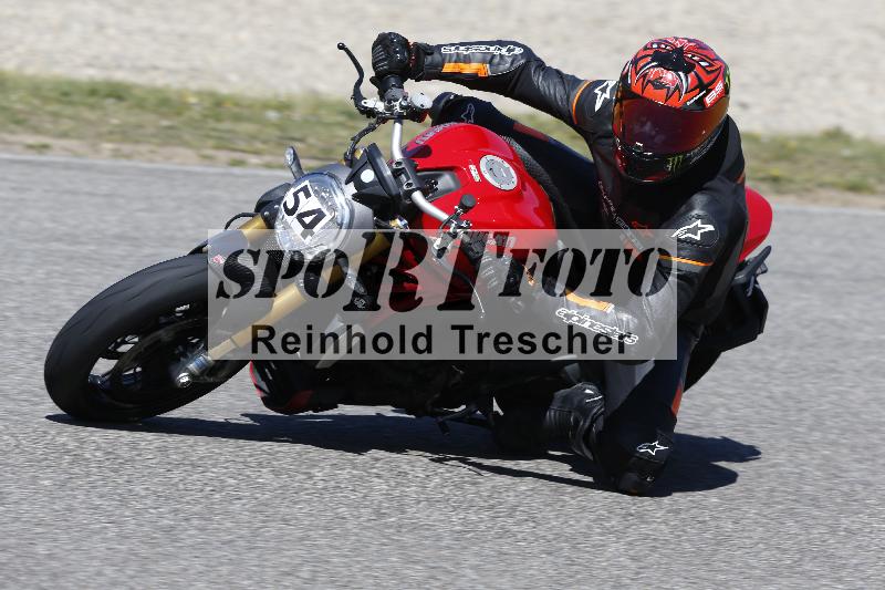 /06 08.04.2026 Cornu Master School ADR/Gruppe blau/54